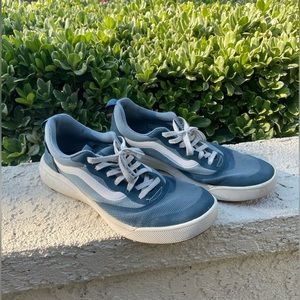Vans Ultra Range sneakers